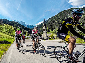 Sykkeltur i Dolomittene og Gardasjøen