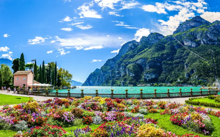 Blomsterparken i Riva del Garda, Italia