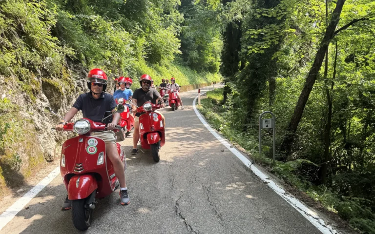 Vespatur i Italia | Expa Travel